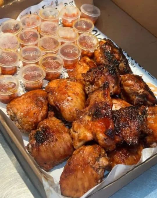 Grilled chicken wings, Best Option Serve Me